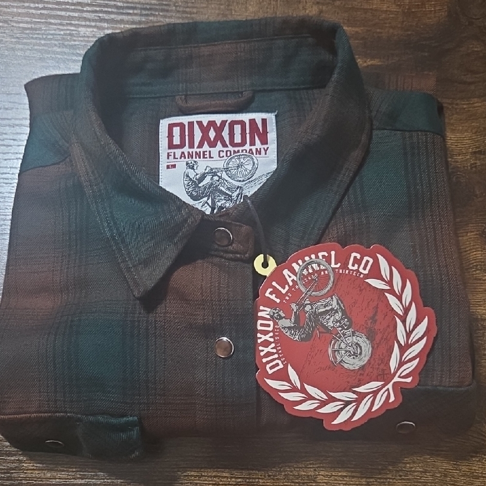DIXXON Women's Plaid Shirt in Green and Brown